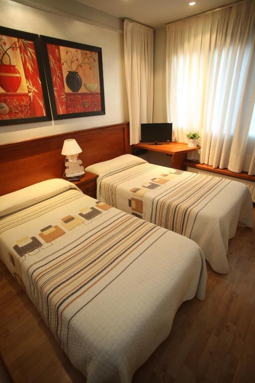 Hostal Vitorina Soria Habitación foto